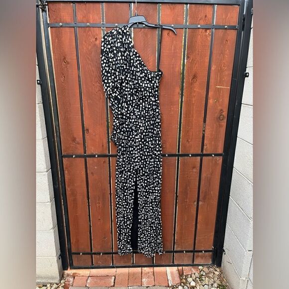 MAC DUGGAL 10768 ONE LONG SLEEVE PUFF SHOULDER EMBELLISHED BLACK/SILVER GOWN 8 - Picture 3 of 7